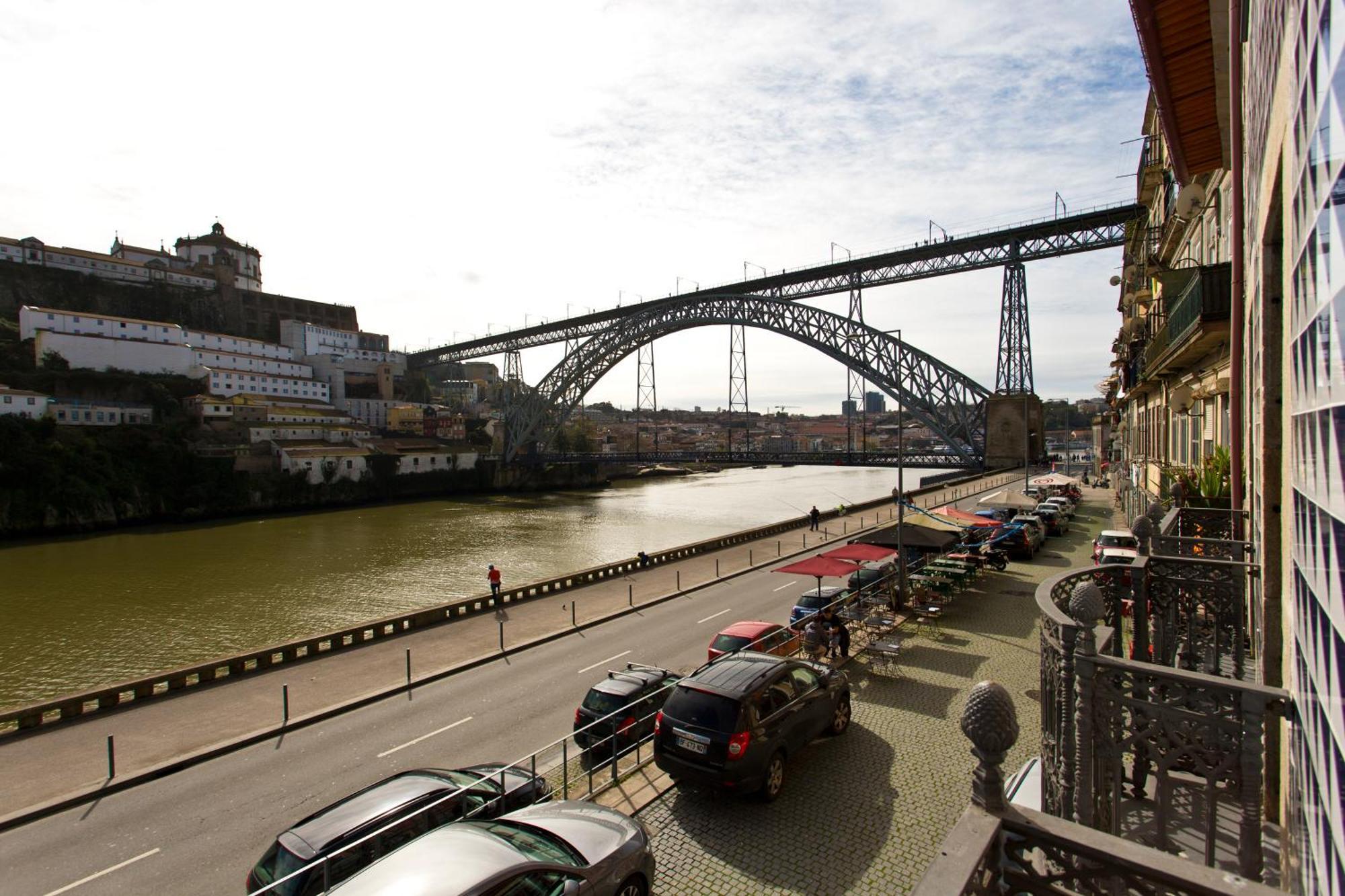 RVA - Gustave Eiffel Apartments Porto Exterior foto